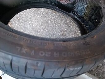 Pneu 255/40/20  Continental 1ks
