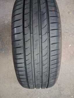Nexen Nfera Primus 215/55 R17 - 1