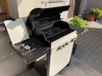 plynovy gril char-broil