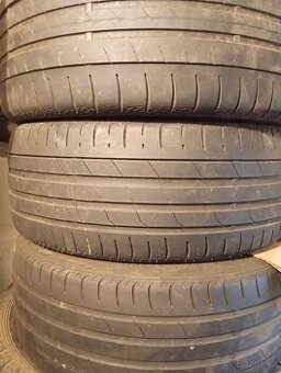 245/45/18 - 1