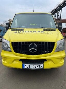 Prodám mercedes sprinter 906 , 2.7cdi , tažné 3.5t , automat