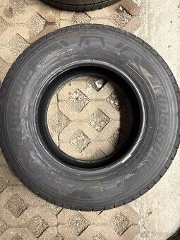 235/65r16c