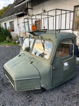 Praga V3S - kabina
