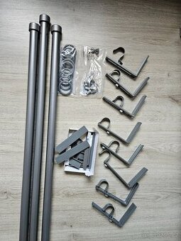 IKEA konzole: Betydlig, Hugad, Raffig, Syrlig