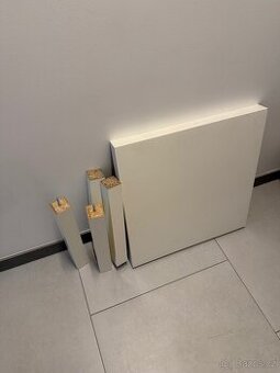 Bílý konferenční stolek ikea