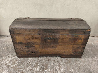 Starožitná truhla, 71x37x39 cm