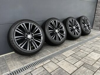 Zimní originál Škoda Superb 235/40 r19 Continental