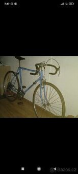 Prodám tyto kola a sady dílů