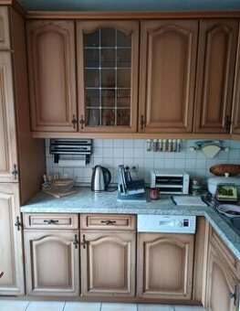 Rustikální linka z masivu se spotřebiči,5750