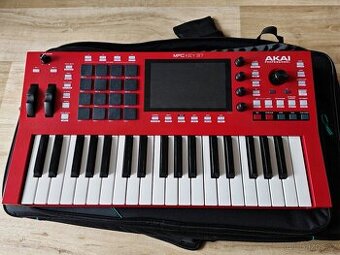 Akai MPC KEY 37
