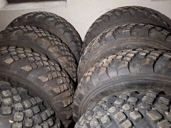 Pneu KAMA  425/85 R21