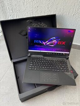 Herní notebook ASUS ROG