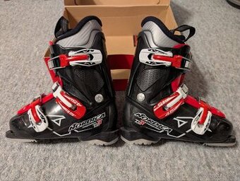 Dětské lyžáky Nordica, velikost 210