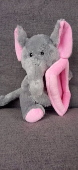 SLON S RÁMEČKEM NA FOTKU