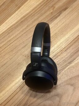 Bezdrátová sluchátka Sennheiser HD 450BT 2