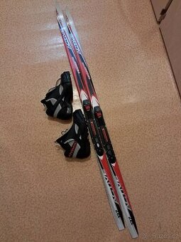 Běžky 140 cm + boty na běžky SNS vel. 40