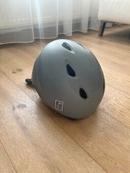 Lyžařská helma Scott - dámská