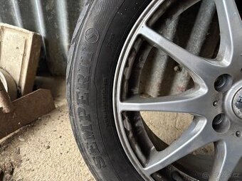 Ráfky i s pneumatikami