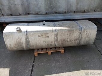 Hliníková nádrž DAF xf