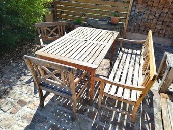 Zahradní nábytek