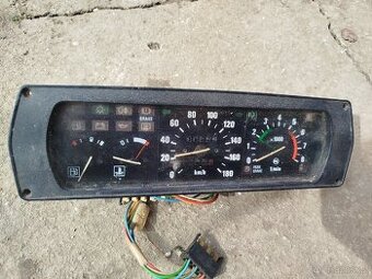 Sdružená přístrojová deska škoda 125 130 1203 rapid