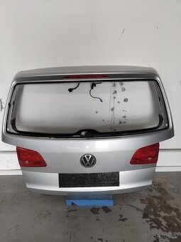 5dvere VW Touran 2