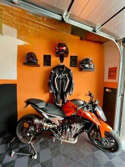KTM Duke 790 77kw