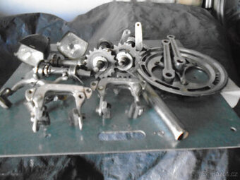 Prodám díly na stará kola Favorit ,Liberta apod.