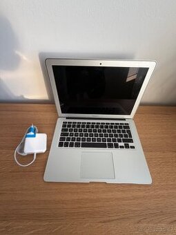 MacBook A1466 air 2015