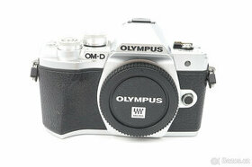 Olympus OM-D E-M10 Mark III + 40-150 F/4-5.6 R + 14-42 f/3.5 - 1
