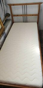 Dřevěná postel IKEA 90x200cm včetně matrace