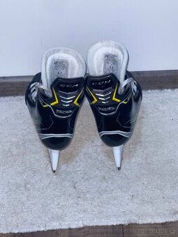 Brusle CCM Tacks as1 vel.4,5D