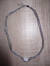 Prodám nový řetízek - chirurgická ocel, přívěsek - swarovski