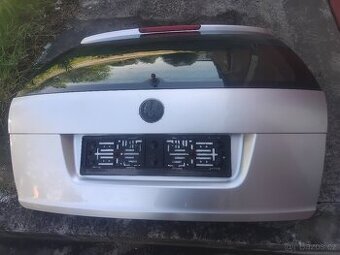 Páté dveře škoda octavia 2 kombi