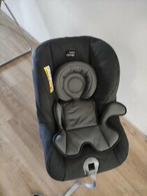 Britax Römer velmi bezpečná vhodná od narození do 3 let