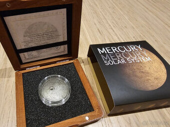 Stříbrná mince s meteoritem z planety Merkur