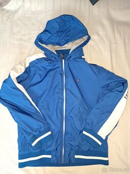 Tommy Hilfiger lehounká jarní bunda 140