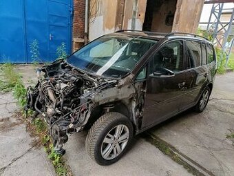 VW Touran 1.4 tsi