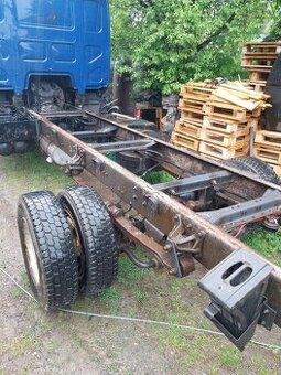 Sada pneumatik 215/75 R 17,5