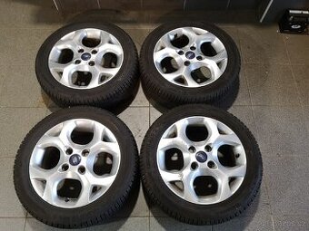 Ford Fiesta, KA alu 15 + celoroční 195/50/15.