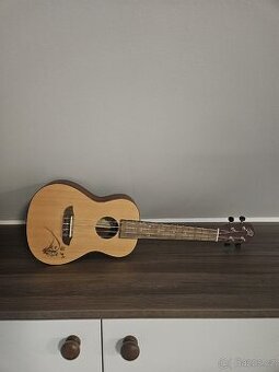 Ukulele Ortega RU5