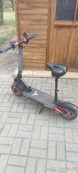 ENGWE elektrická koloběžka Y600