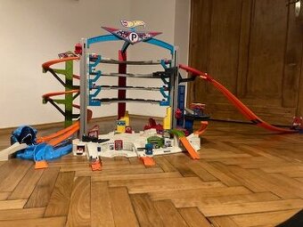 Hotwheels dráha