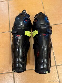 Chrániče holení BAUER VAPOR
