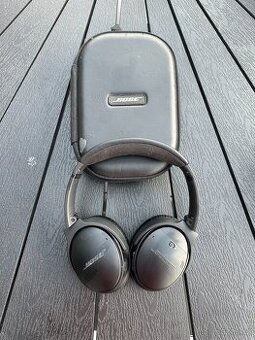 Bluetooth sluchátka BOSE Quietcomfort QC35 II + pouzdro 2