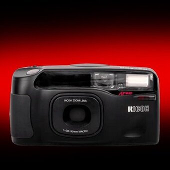 Sbírkový kousek: Ricoh RZ-900 – zcela nový analog