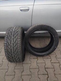 Zimní pneu 245/40/18
