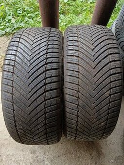 Zimní pneu 225/45/17