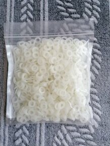 Plastové podložky 1000ks.