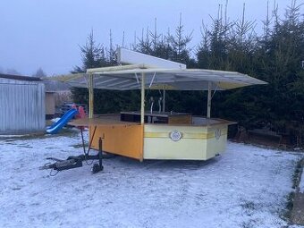 Prodám přívěsný vozík gastro